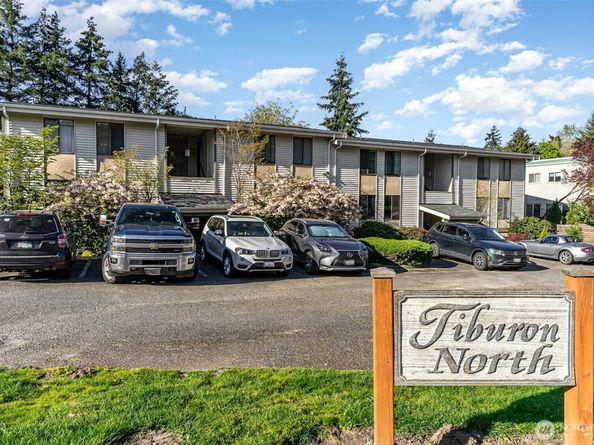 830 Kirkland Way 202, Kirkland WA 98033