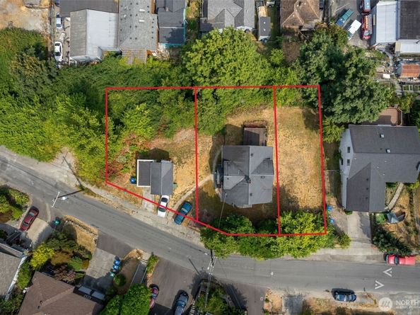 3836 Letitia Avenue S, Seattle WA 98118