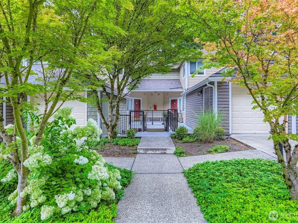 5000 NW Village Park Drive B111, Issaquah WA 98027