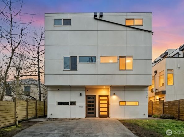 8358 19th Avenue NW B, Seattle WA 98117