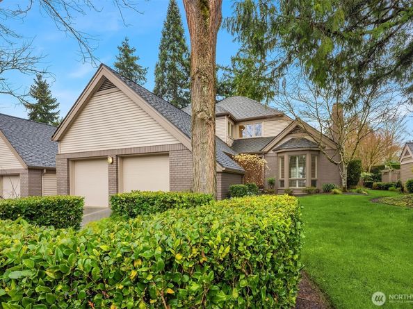 1716 Bellevue Way NE, Bellevue WA 98004