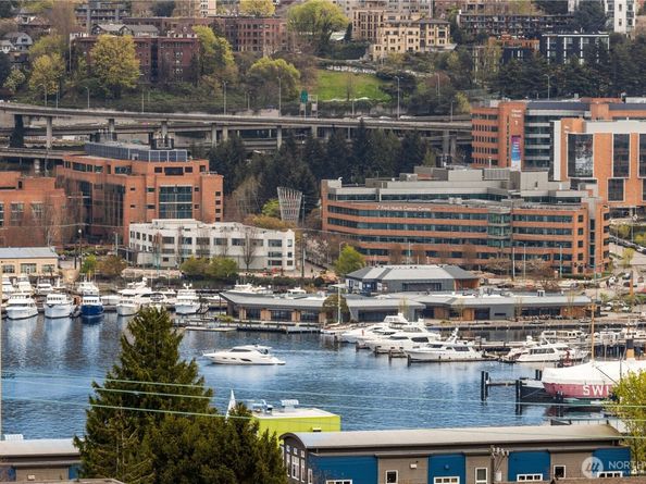 1240 5th Avenue N 201, Seattle WA 98109