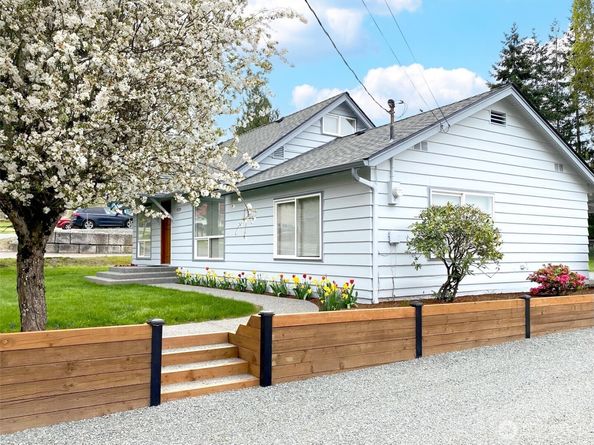 9229 S 200th Street, Kent WA 98031