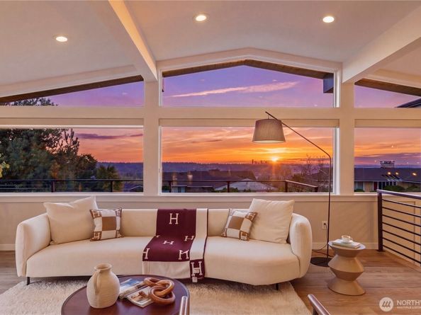 4502 134th Place SE, Bellevue WA 98006