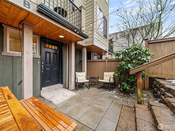 1122 N 92nd Street B, Seattle WA 98103