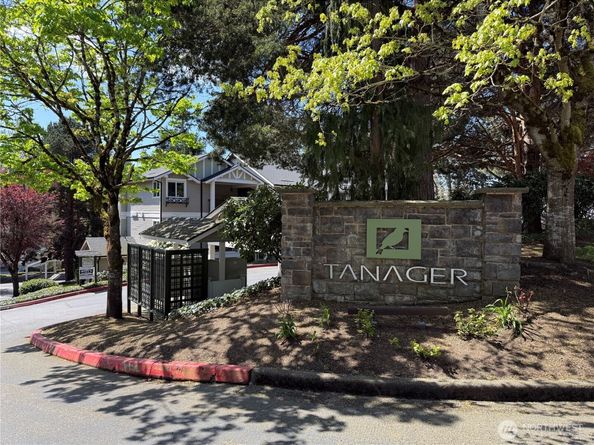 11309 NE 128th Street F104, Kirkland WA 98034