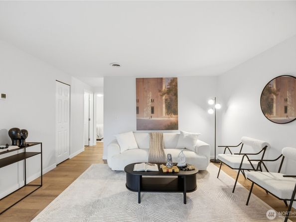 12107 NE Bel-Red Road D204, Bellevue WA 98005