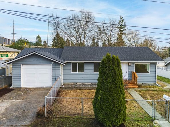 534 Juniper St, Bremerton WA 98310