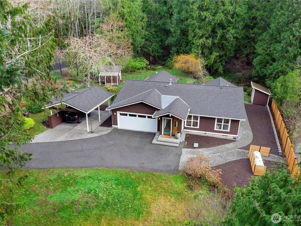 6133 NE Lariat Loop, Bainbridge Island WA 98110