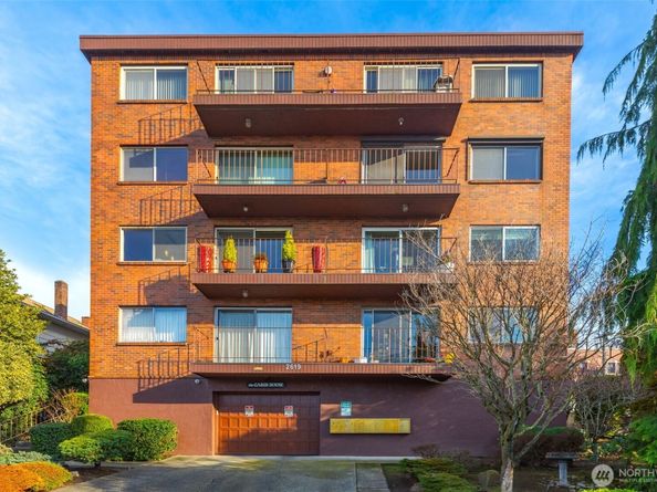 2619 Rucker Avenue 5, Everett WA 98201