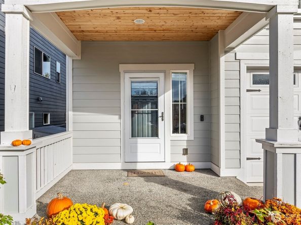 11349 Maple Tree Place NW, Silverdale WA 98383