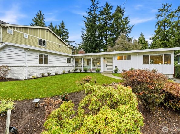 11024 SE 27th Place, Bellevue WA 98004