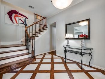 1113  Derbyshire Lane 