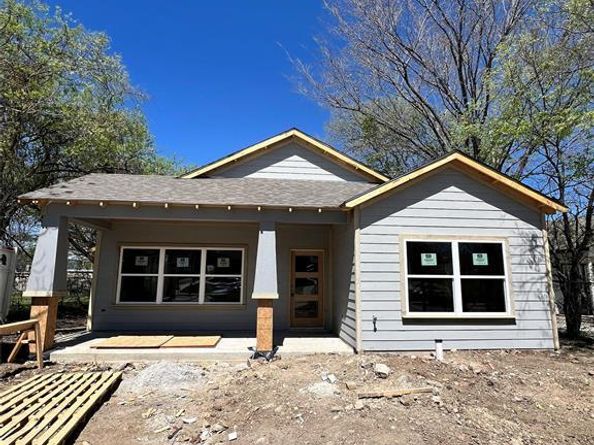 1315  Bessie Street , Fort Worth Texas 76104