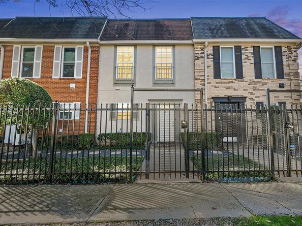 2727  Shelby Avenue  D, Dallas Texas 75219