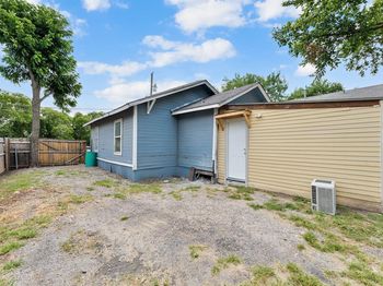1612  Harris Court 