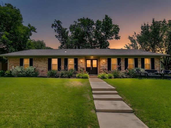 3825  Twilight Drive S, Benbrook Texas 76116