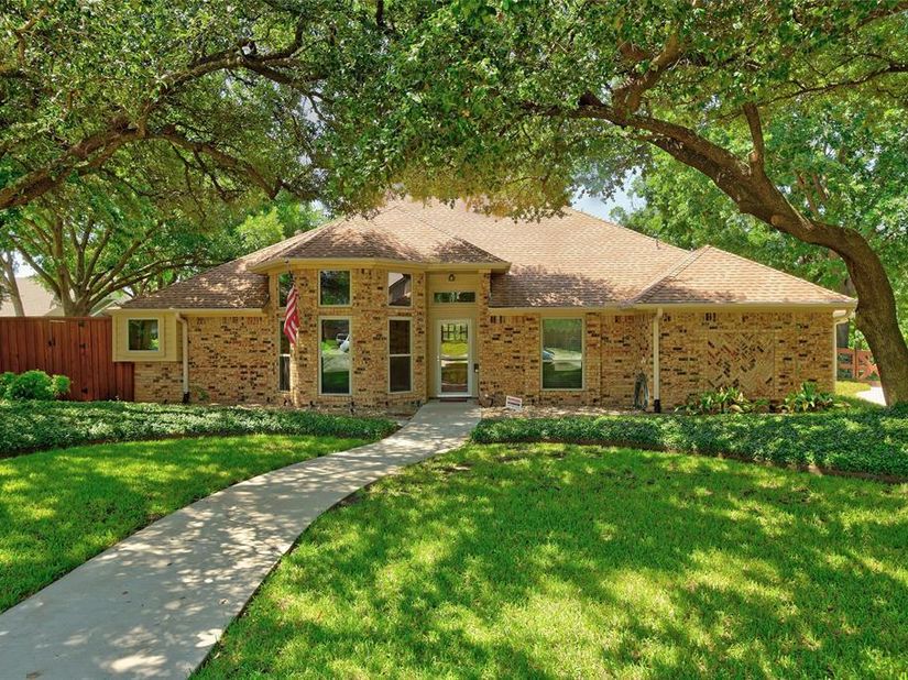 920  Raywood Circle , Plano Texas 75075
