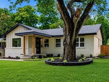 10203  Estacado Drive 