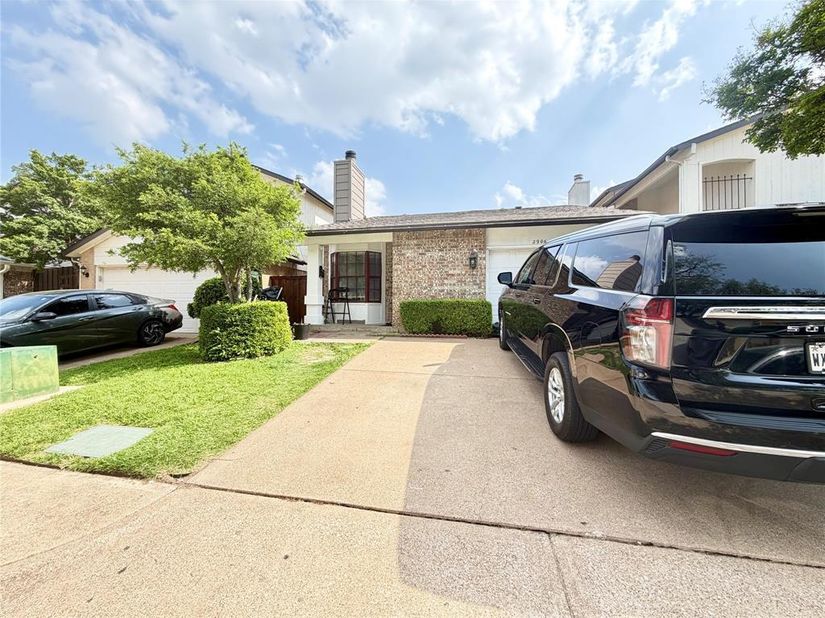 2906  Nova Drive , Garland Texas 75044