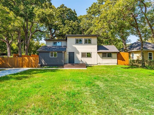 901  Isbell Road , Fort Worth Texas 76114