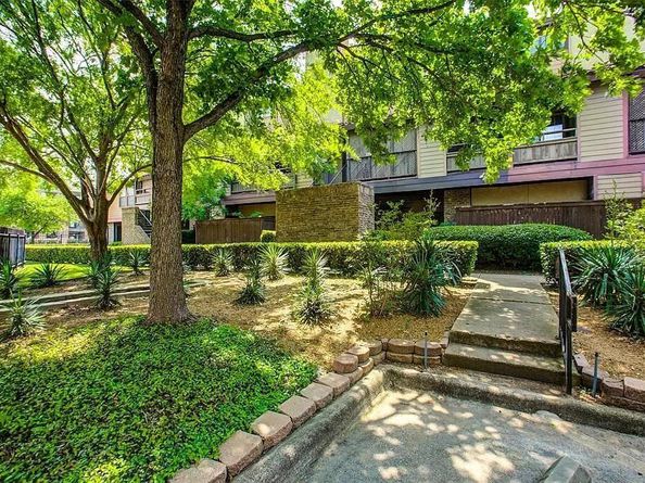 5757 E University Boulevard  22B, Dallas Texas 75206