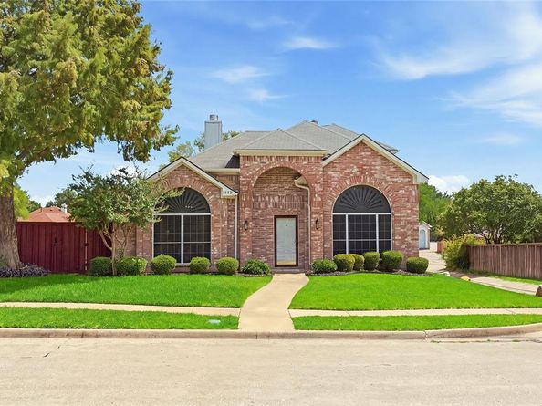 1610  Post Oak Drive , Rowlett Texas 75089
