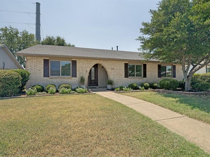 3126  High Plateau  , Garland Texas 75044