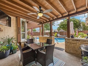 1214  Donegal Lane 