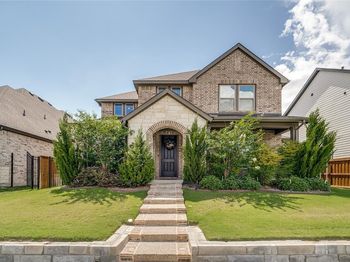 909  Almond Blossom Circle 