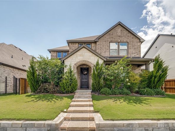 909  Almond Blossom Circle , Crowley Texas 76036