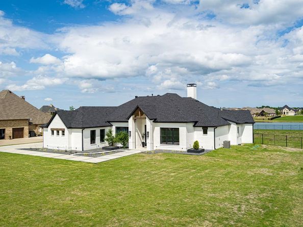 4090  Wincrest Drive , Rockwall Texas 75032