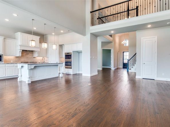 10813  Sycamore Falls Drive , Flower Mound Texas 76226