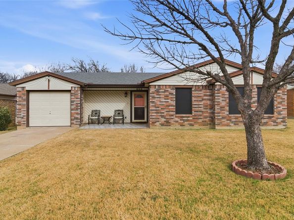 605  Plainview Drive , Mansfield Texas 76063