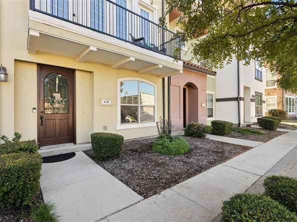 638  Arbol  , Irving Texas 75039