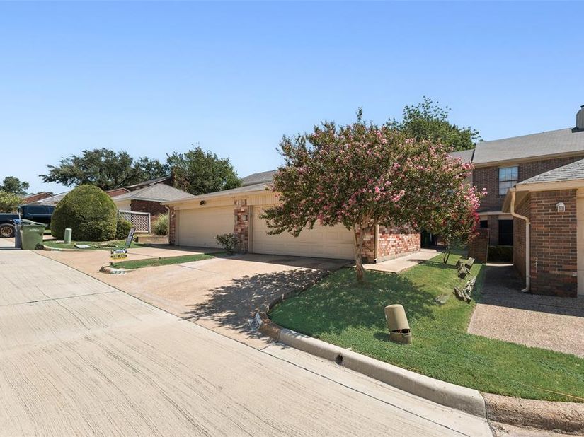 6122  Cypress Point Drive , Garland Texas 75043