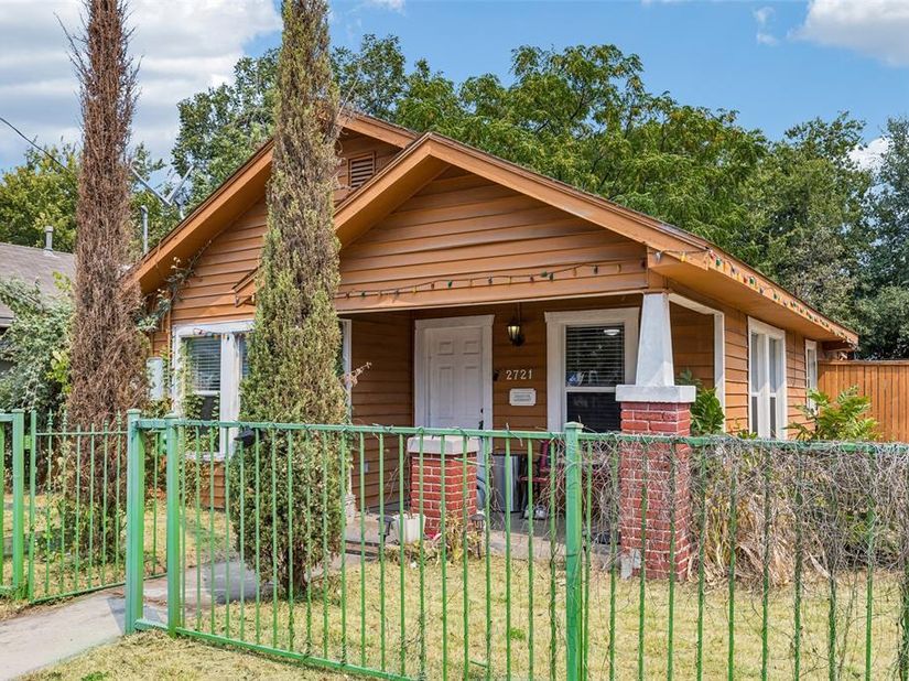 2721  Jeff Street , Fort Worth Texas 76111