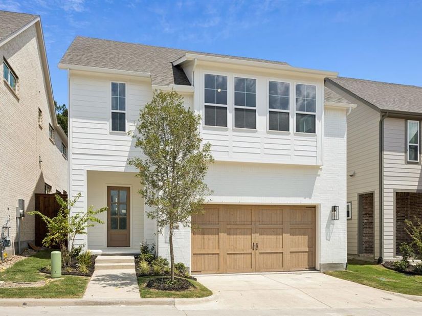9620  Mav Lane , Dallas Texas 75238