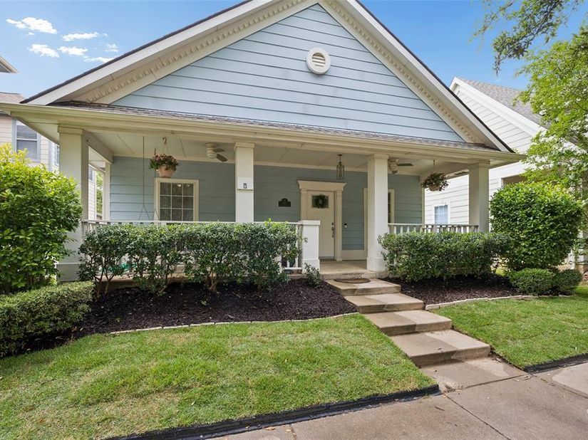 1317  Live Oak Lane , Savannah Texas 76227