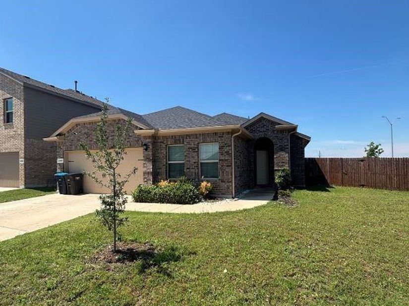 2440  Edisto Beach Drive , Fort Worth Texas 76108