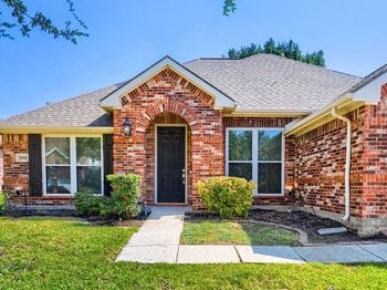 2302  Hodges Place 