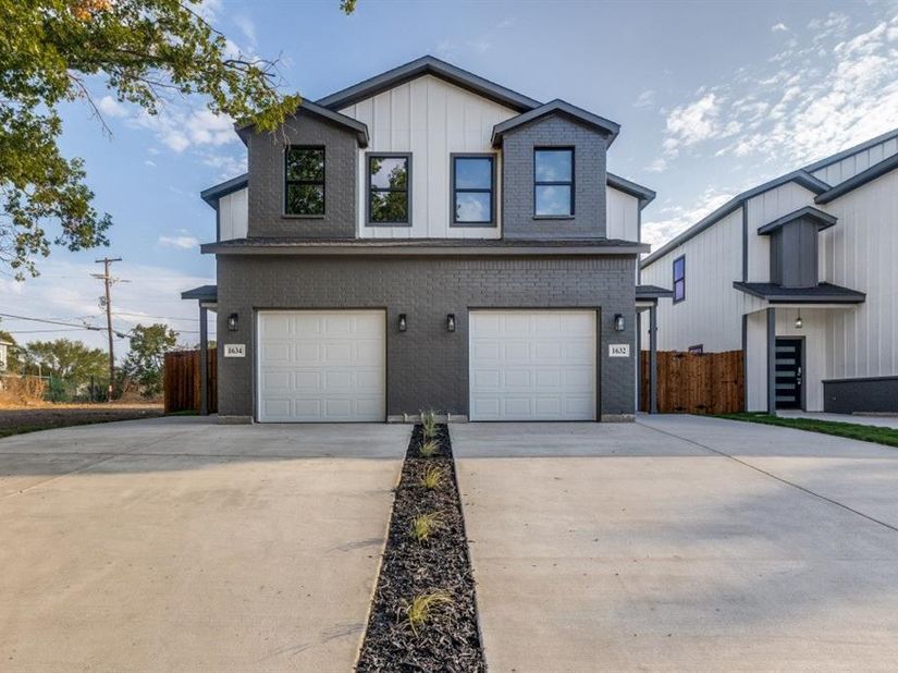 1632  Bessie Street , Fort Worth Texas 76104