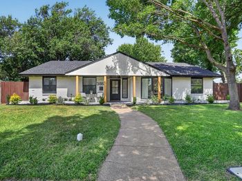 3883  Antigua Circle 