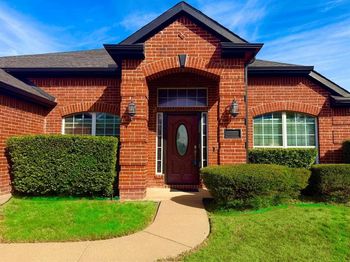 4898  Autumn Hill 