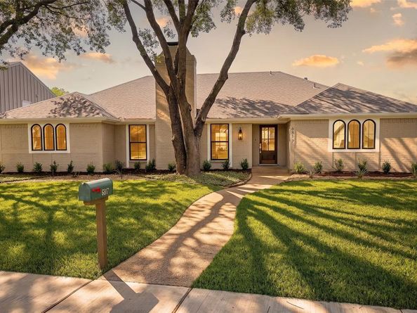 6817  Ledyard Drive , Dallas Texas 75248