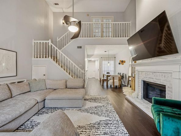 12660  Hillcrest Road  5203, Dallas Texas 75230