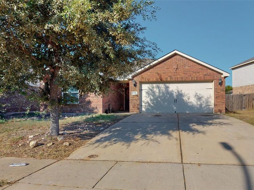 6133  Chalk Hollow Drive , Fort Worth Texas 76179
