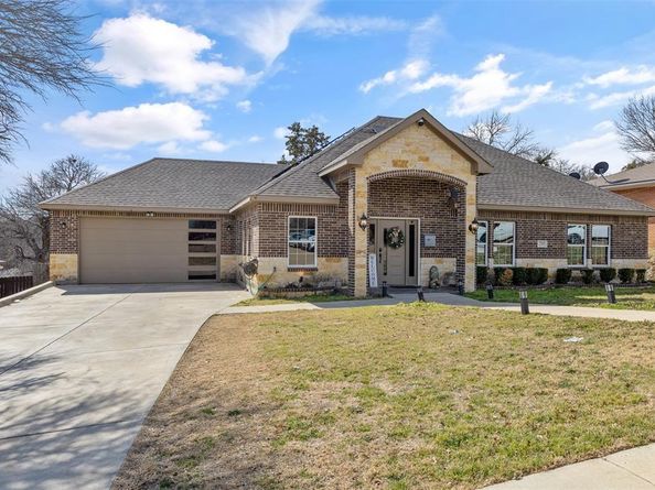 714  Oak Park Drive , Dallas Texas 75232