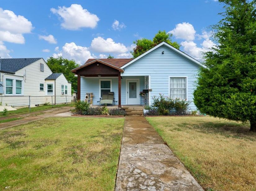 731  Dover Street , Dallas Texas 75216