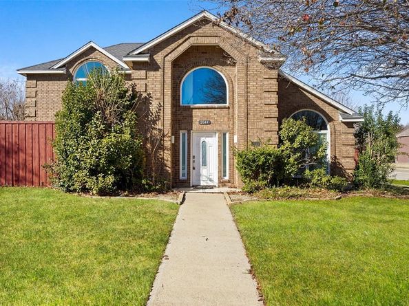 2044  Hillshire Drive , Lewisville Texas 75067